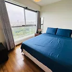 Habitaciones Con Vistas Al Parque Castilla Con Cocina Y Gym